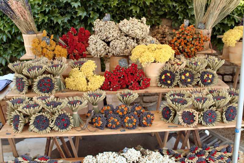 Gordes Market